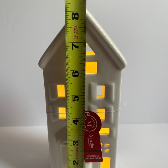 Martha Stewart White Ceramic LED Lighted Christmas Town Village House Set - Picture 8 of 10